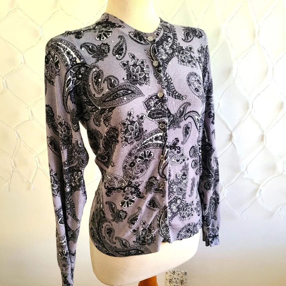 Croft & Barrow Cardigan / Gray & Black / Size Small